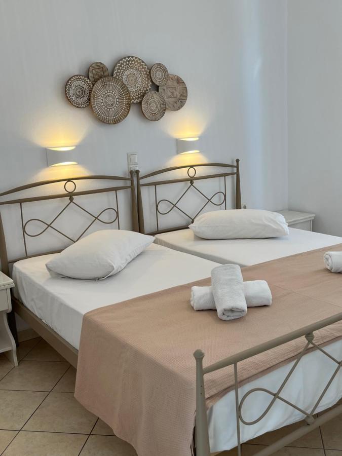 Hotel Chrisoula Antiparos Bagian luar foto