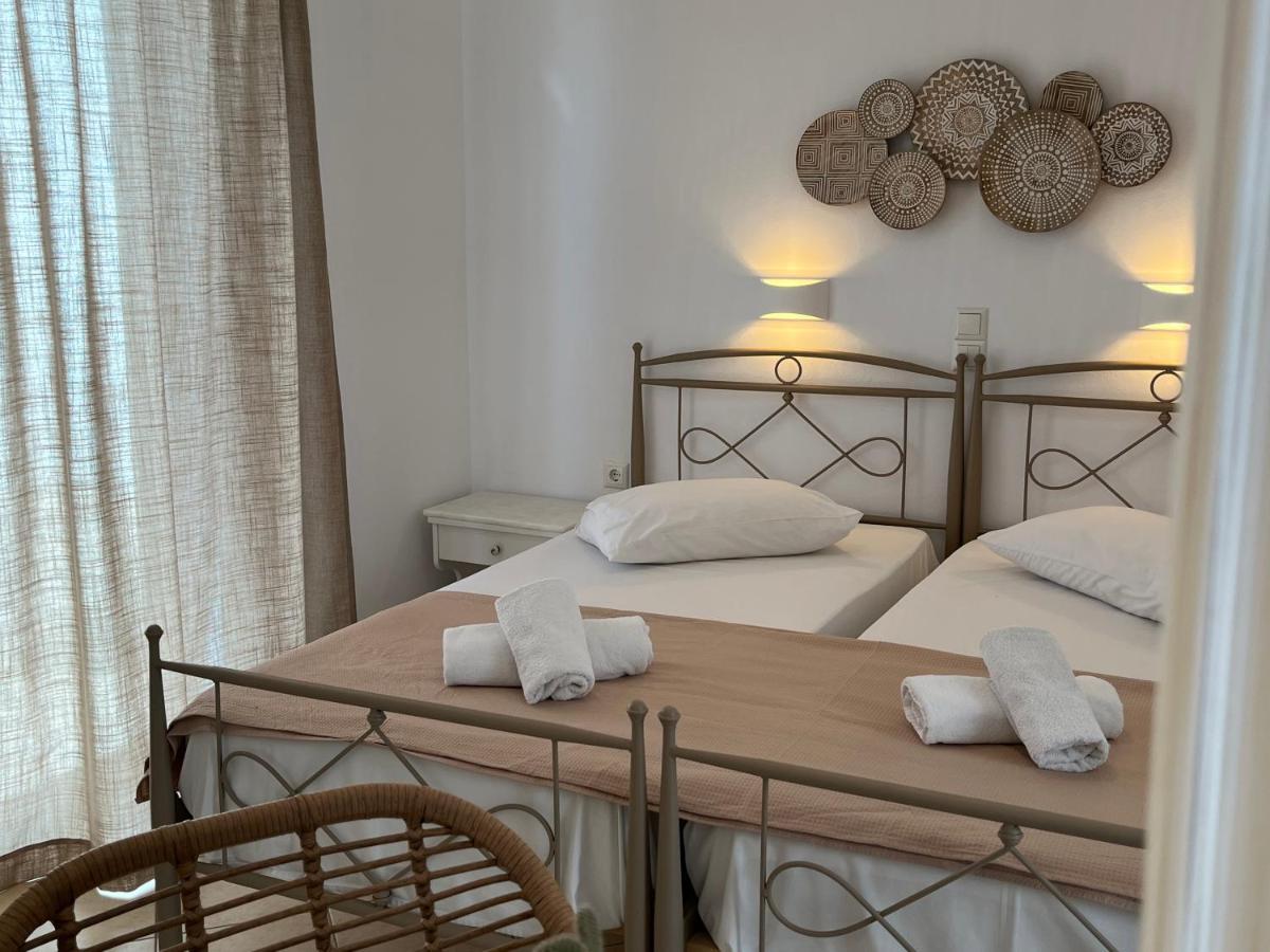 Hotel Chrisoula Antiparos Bagian luar foto